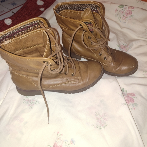 Rock & Candy Brown Lace-Up Ankle Booties - Picture 4 of 13